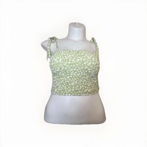 Kendall & Kylie Boho Chic green and white floral crop top in women’s Size M